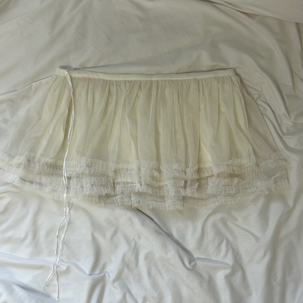 Lace Mini Skirt